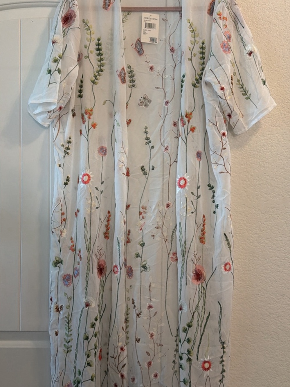 WOVEN HEART White Sheer Floral Embroidered Duster, Cardigan Sz S/M NWT